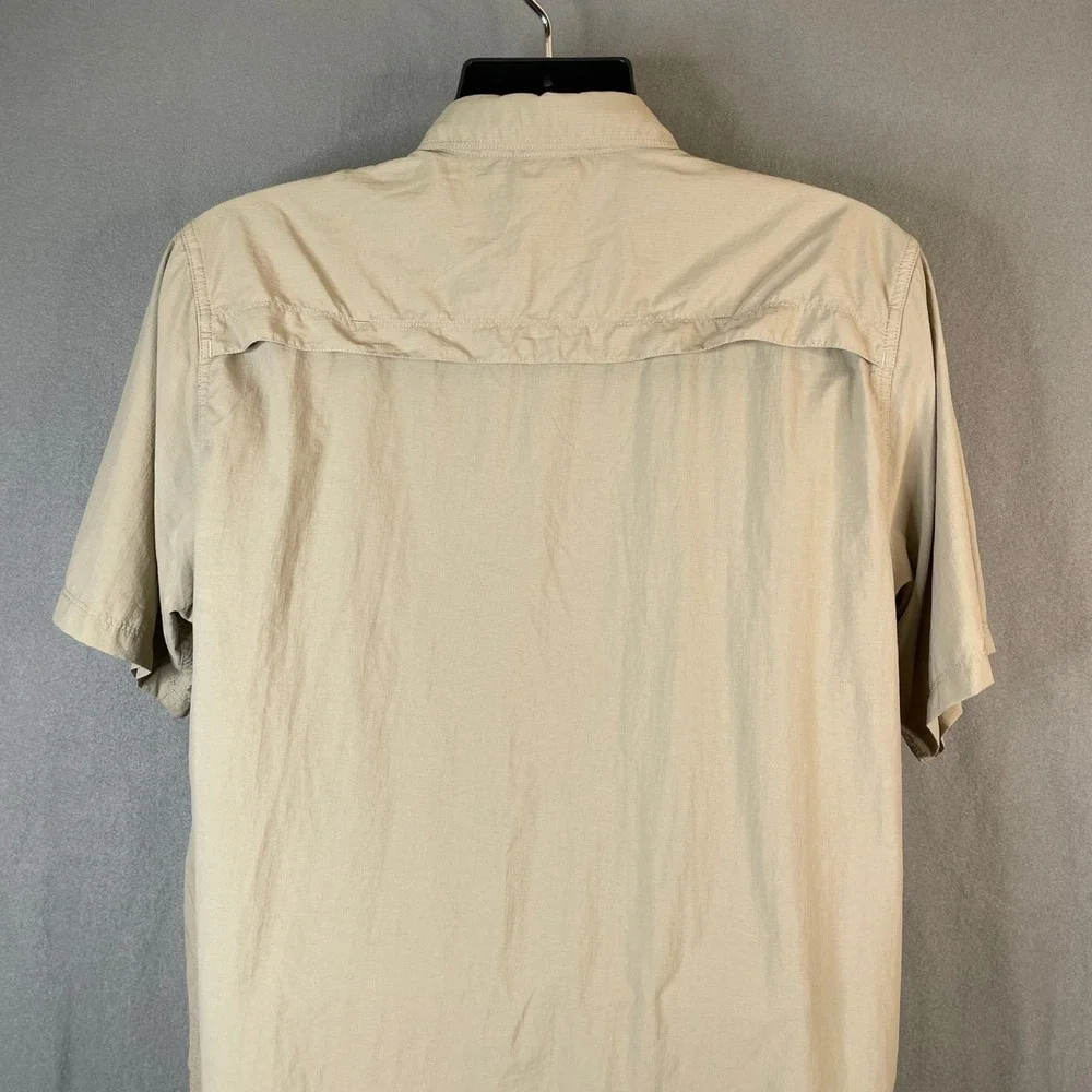 The North Face Men's Large Khaki Tan Ripstop Nylon Short Sleeve Hiking Shirt